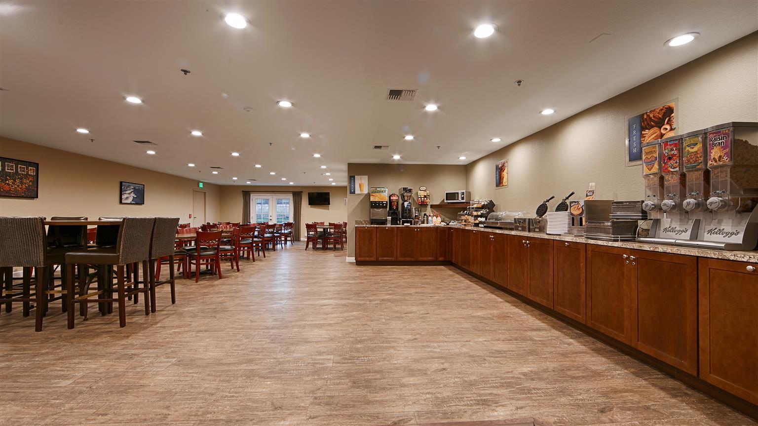 Best Western Plus Eagle Vail Airport Buitenkant foto