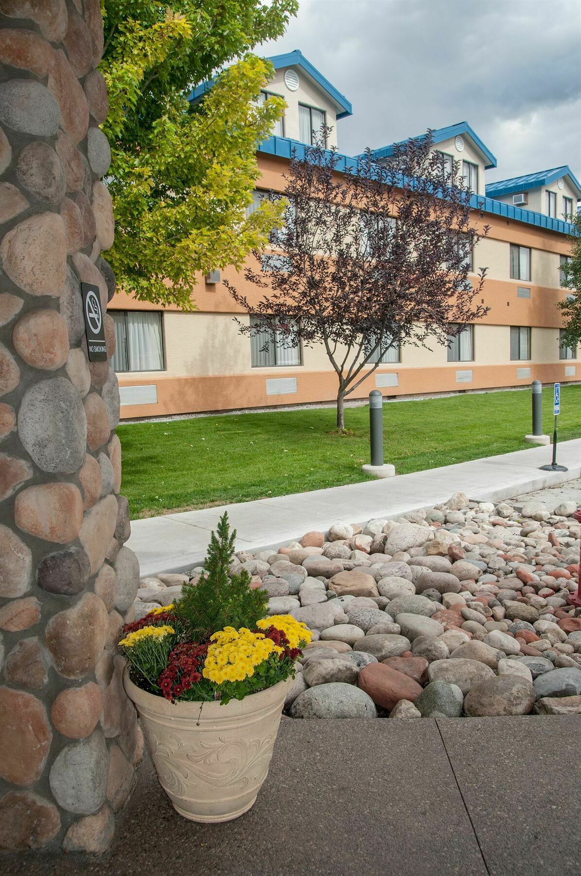 Best Western Plus Eagle Vail Airport Buitenkant foto